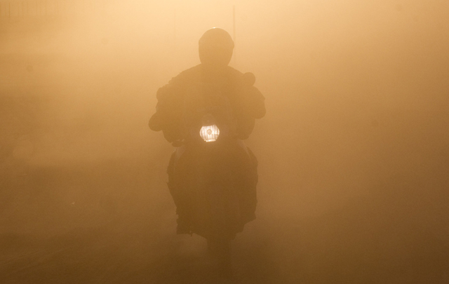 FOTO: Nani Roma en la llegada a Perú del Dakar 2012