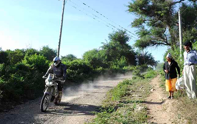 FOTO: Cyril Despress en la sexta etapa del Dakar 2014.