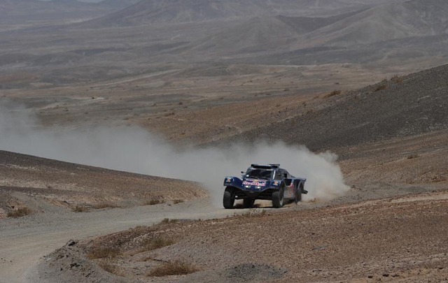 FOTO: Bernard en la octava etepa del Dakar 2014 