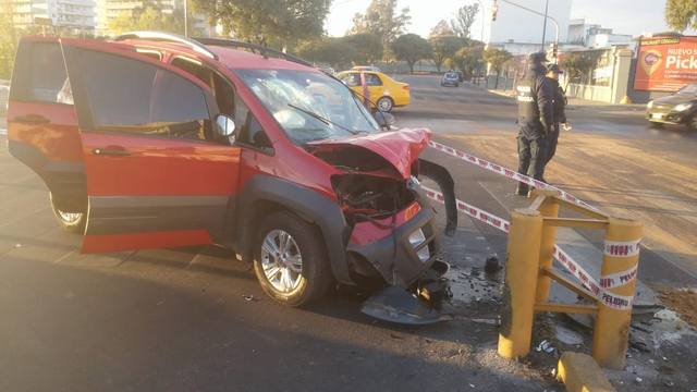 FOTO: Dos espectaculares accidentes no dejaron muertos de milagro