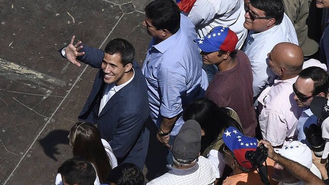 FOTO: Guaidó anuncia ayuda humanitaria para Venezuela