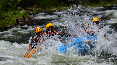 AUDIO: Rafting en el río Juramento combina naturaleza y adrenalina