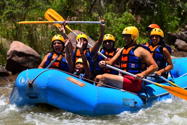 FOTO: Rafting en el río Juramento combina naturaleza y adrenalina