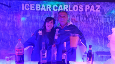 Asi Son Los Tragos Bajo Cero Del Bar De Hielo De La Villa Operativo Verano 19 Cadena 3 Argentina