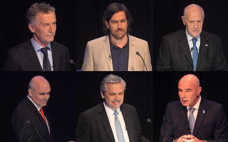 FOTO: Los seis candidatos posaron para la foto al final del debate. 