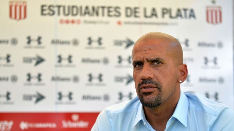 FOTO: Juan Sebastián Verón apuntó contra AFA por las renuncias en el fútbol femenino