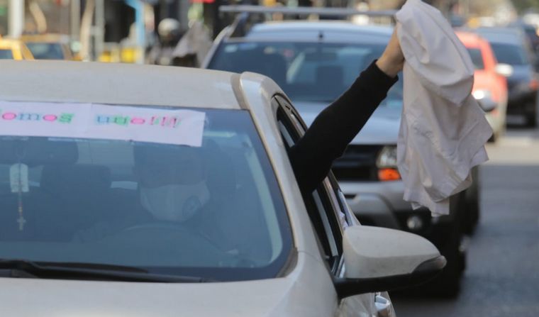 AUDIO: Médicos vuelven a marchar este lunes en Córdoba