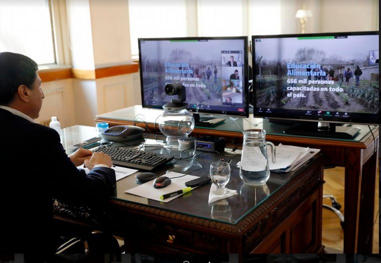 FOTO: El ministro de Desarrollo Social, Daniel Arroyo, encabezó la reunión.