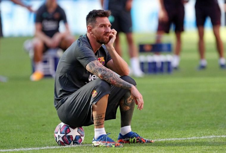 FOTO: El Camp Nou no seguiría viendo la magia de Lionel Messi.