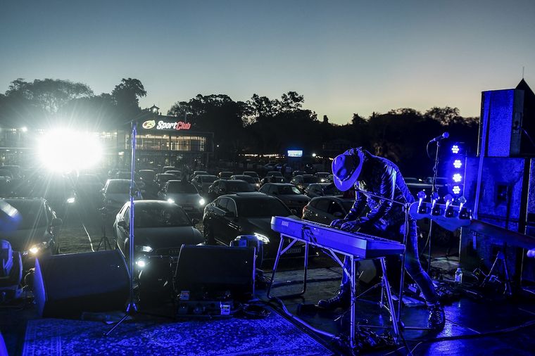 FOTO: Emocionante regreso de los shows en vivo a través de un autoconcierto.