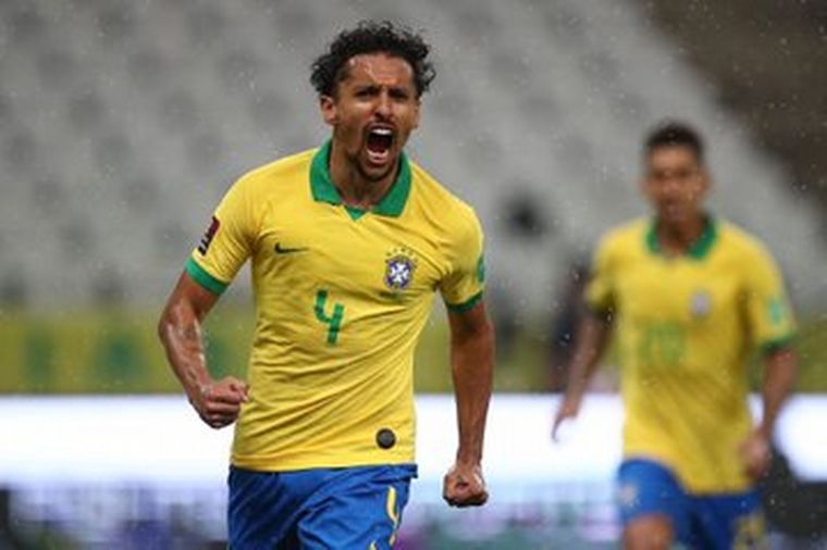 FOTO: Brasil goleó por 5 a 0 a Bolivia 