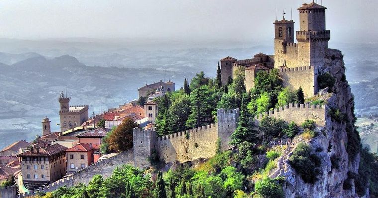 FOTO: San Marino, el país con mas muertes por millón de habitantes por coronavirus.