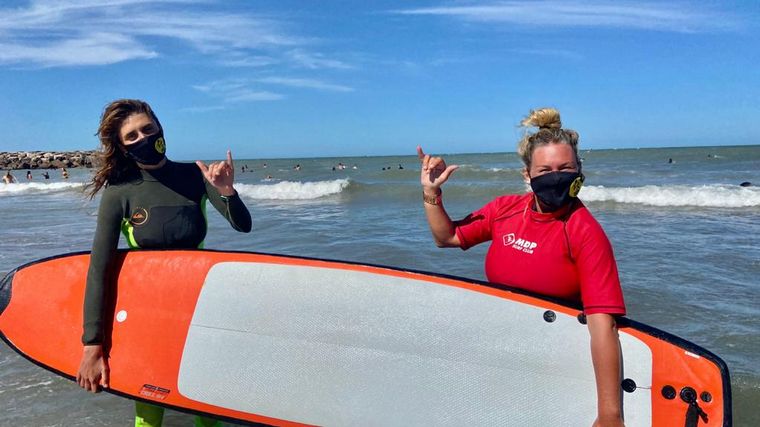 AUDIO: Celeste aprendiendo a surfear en Mar del Plata