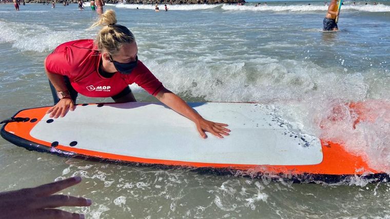 FOTO: Todo lo que tenés que saber para aprender surf en 