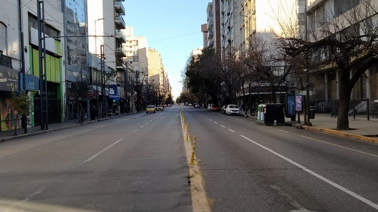 FOTO: Se siente el confinamiento estricto en el centro de Córdoba.