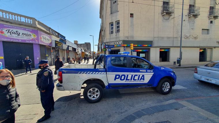 FOTO: Se siente el confinamiento estricto en el centro de Córdoba.