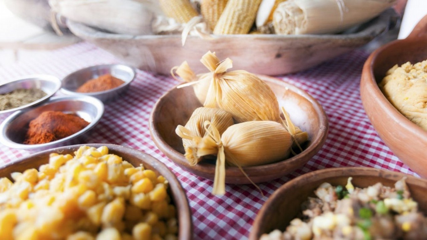 Menú patrio: cómo cocinar y servir tamales típicos de Salta - Sabores -  Cadena 3 Argentina