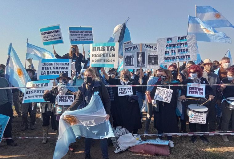 FOTO: El campo lidera protesta multisectorial contra el Gobierno en San Nicolás