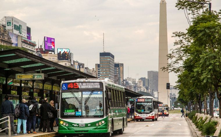 FOTO: La puja es por 32 líneas de colectivos.