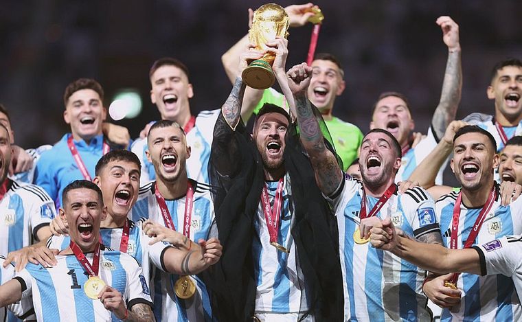 argentina campeÓn del mundo rueda la pelota qatar 2022 cadena