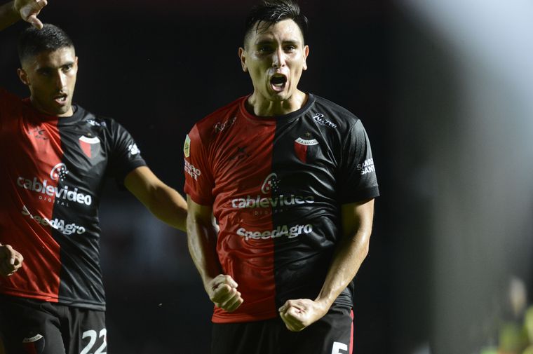 FOTO: Colón venció a Banfield.