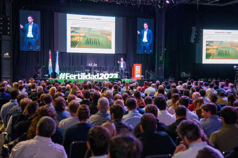 FOTO: Al Simposio asistieron unas 1.200 personas